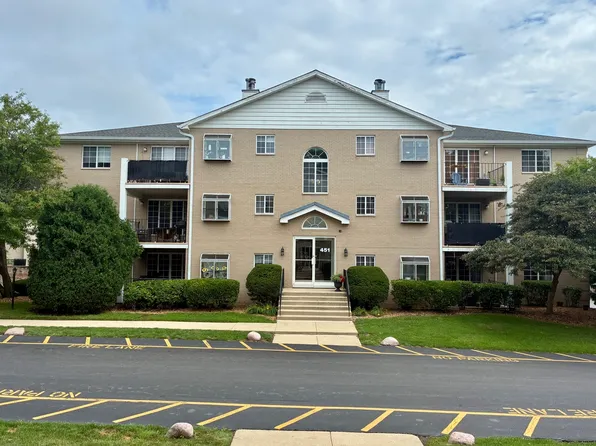 451 Valley Dr APT 104, Naperville, IL 60563