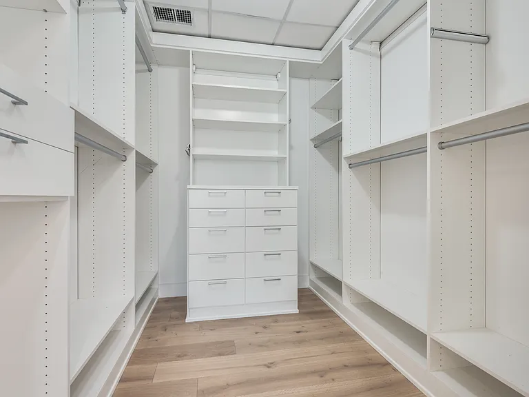3130 N Harwood St #2606 — Photo 3