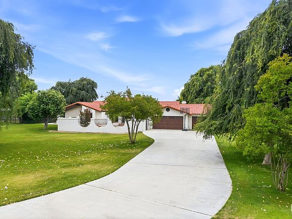 3rd image of 249 Moon Ranch St