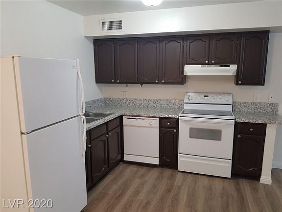 3rd image of 5156 Golden Ln APT A