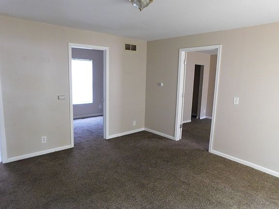 2nd image of 1116 Hancock St