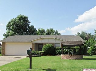 418 Burbank St, Muskogee, OK 74403