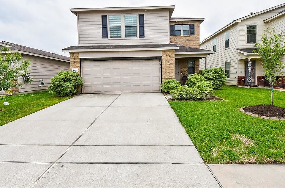 1st image of 13346 Jasmine Landing Ln