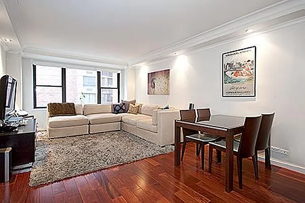 Sold by Living New York | media 12