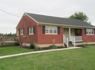 2941 Oxford Rd, New Oxford, PA 17350