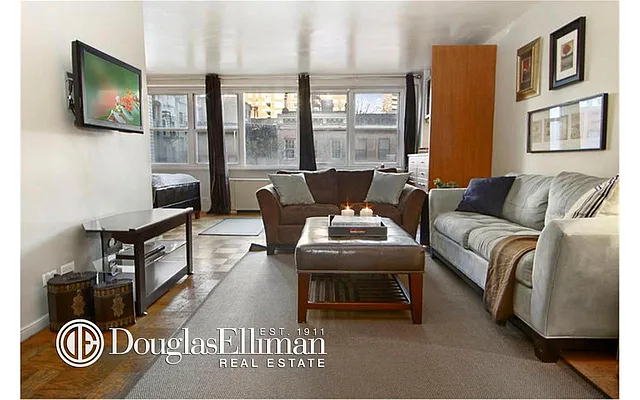 Rented by Douglas Elliman | media 3