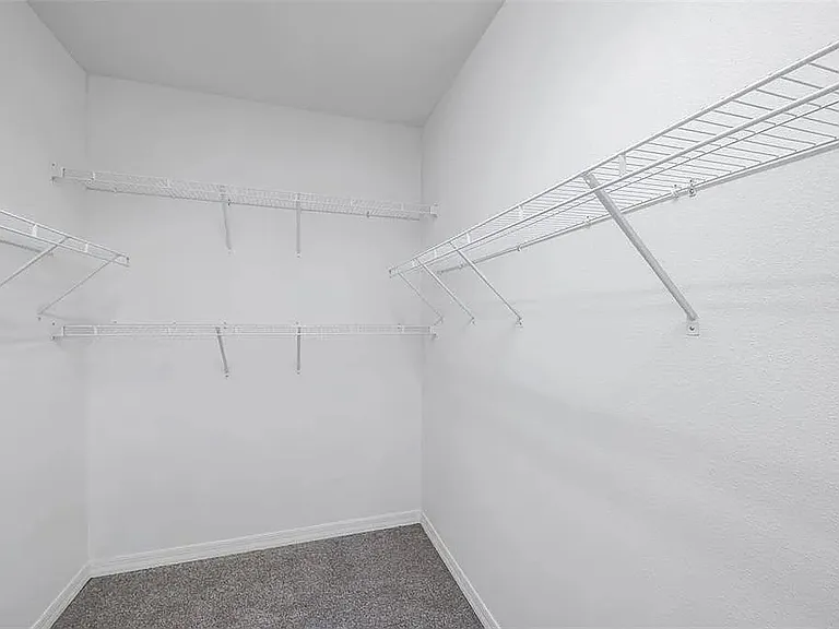 5728 Skytop Dr — Photo 17