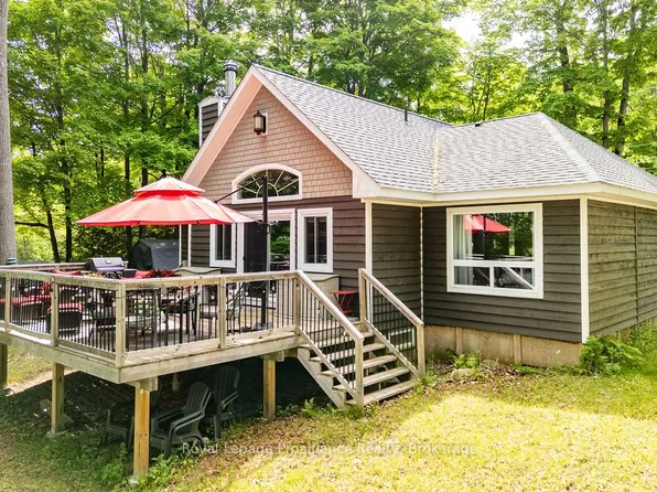 1068 Pleasant Hill Ln, Central Frontenac, ON K0H 1B0