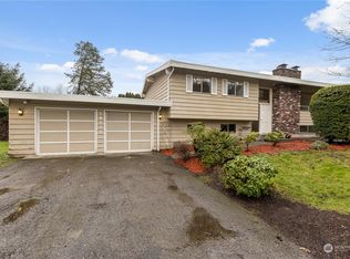 18522 171st Pl NE, Woodinville, WA 98072
