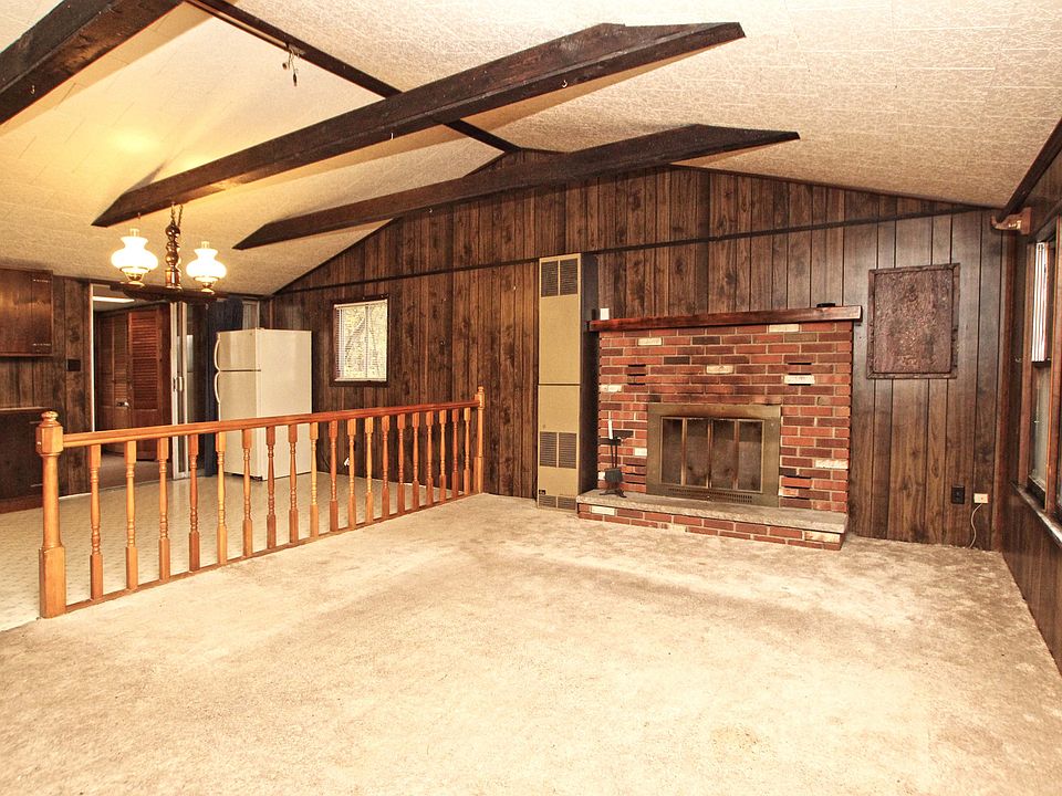 1st image of 55 Vista Dr