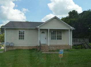6 Cable Rd, Oak Grove, KY 42262