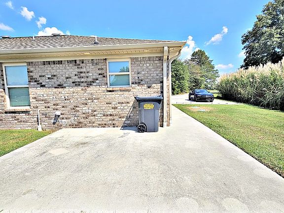 3rd image of 1640 Perkins Wood Rd #A