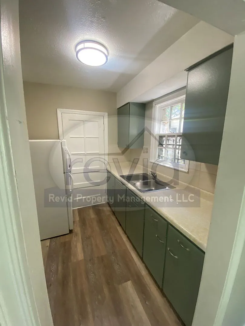 Campbell 322 — Photo 4