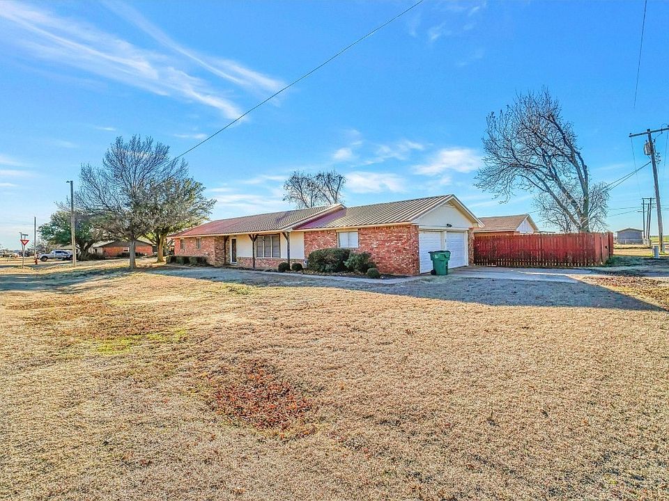 522 S Doneghy Ave, Grandfield, OK 73546 Zillow