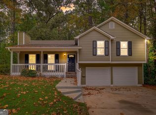 39 King Charles Rd, Dallas, GA 30157