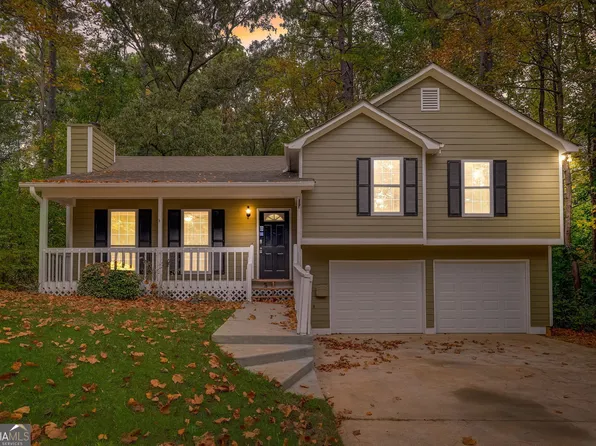 39 King Charles Rd, Dallas, GA 30157