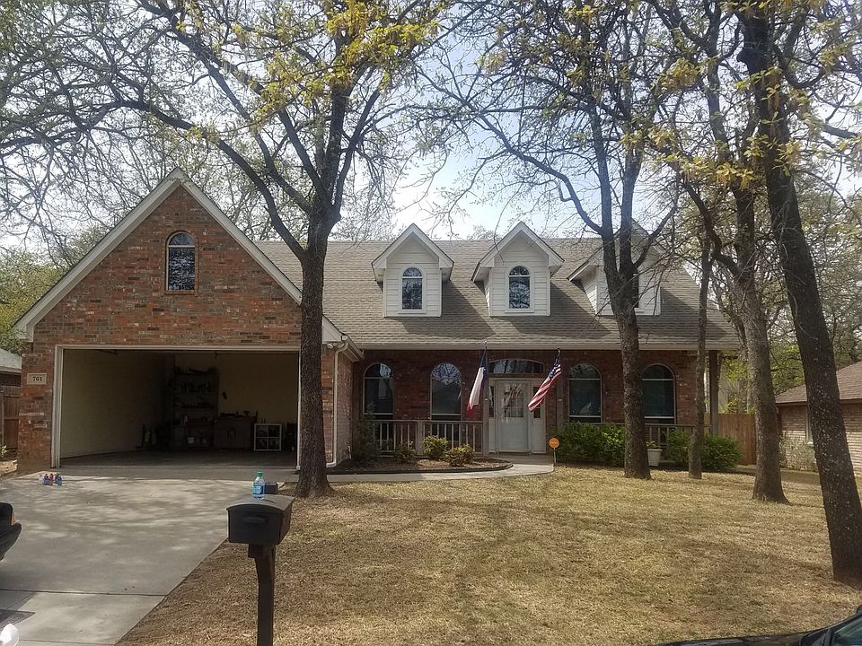 1st image of 761 Oak Park Dr