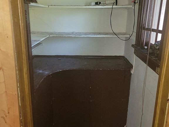 5th image of 7025 S Prairie Ave
