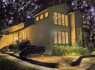 33 Moore Rd, Poquoson, VA 23662