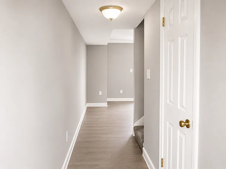 19 Towne Square Dr — Photo 5