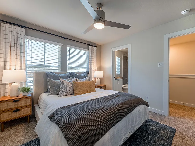 Covey Homes Waterford-11