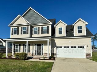 503 Admiral Bend Dr, Sneads Ferry, NC 28460