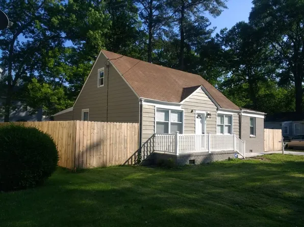 4809 Larkin St, Norfolk, VA 23513