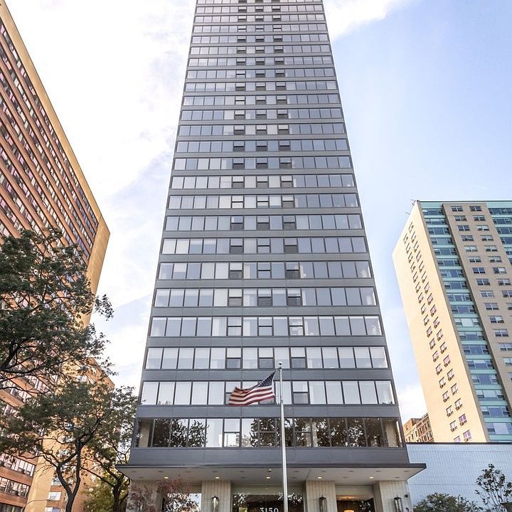 1st image of 3150 N Lake Shore Dr APT 6B