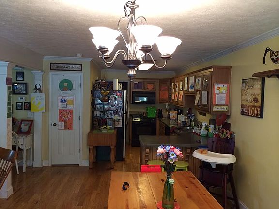 2nd image of 305 Grove St S