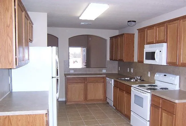 3557 Paloma Ridge Dr — Photo 7