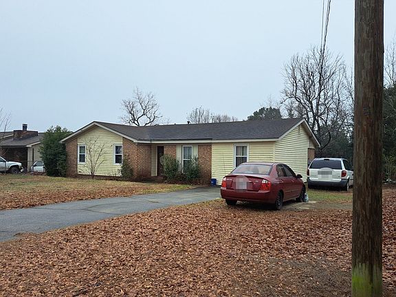 2nd image of 2306 Basswood Dr