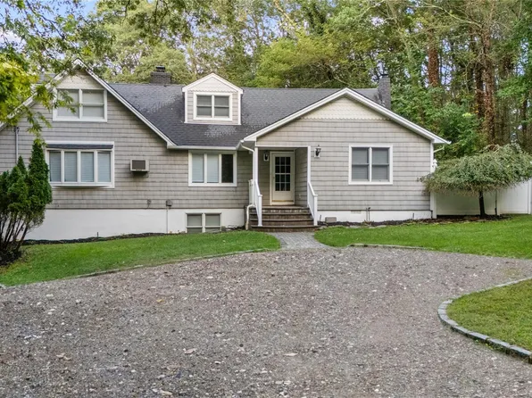 57 Eastwood Road, Miller Place, NY 11764