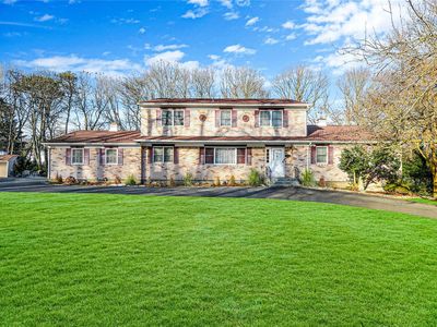 4 Loft Rd, Smithtown, NY, 11787