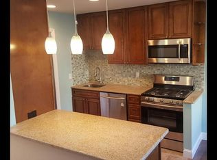 834 Marshall Ct, Ventnor, NJ 08406