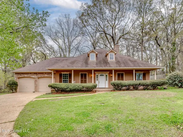 107 Newport Cir, Clinton, MS 39056
