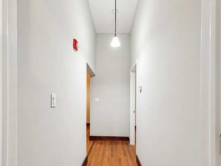 3412 Spring Partners LP — Photo 181