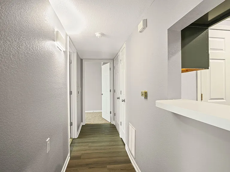 Cameron Villa — Photo 13