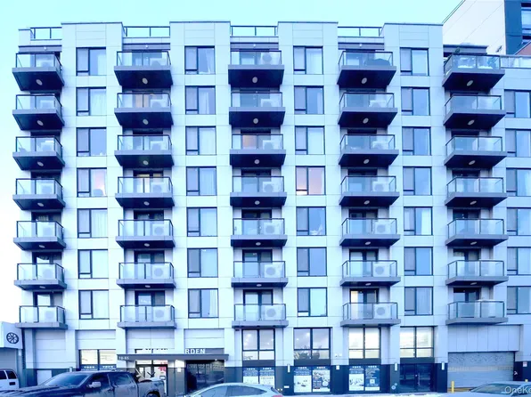 7065 Queens Boulevard #8J, Woodside, NY 11377