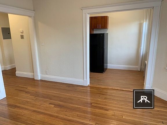 4th image of 1173 Boylston St #11