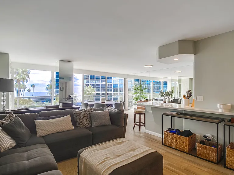 1750 Avenida Del Mundo #308 — Photo 5