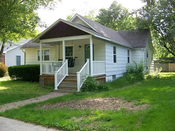 409 N 1st St, Fairbury, IL 61739