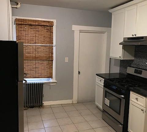 3rd image of 89 Hamilton St #1