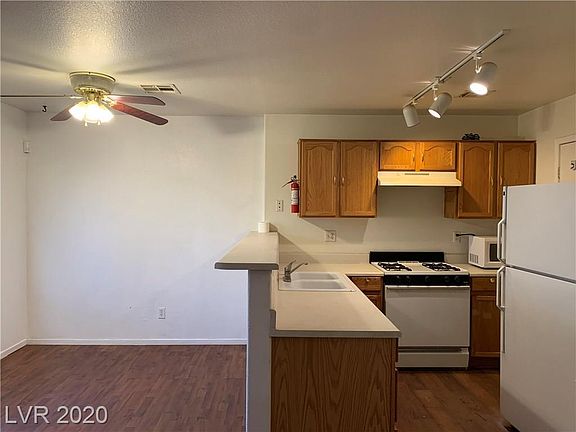 3rd image of 2500 Sierra Bello Ave Unit 102