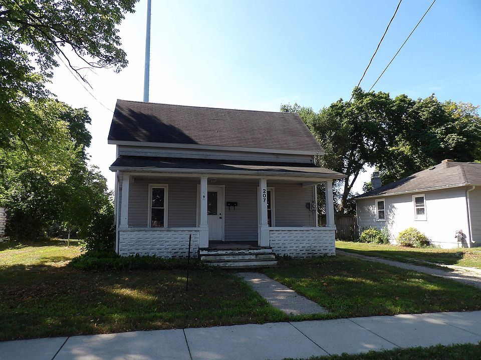 1st image of 207 W 6th St