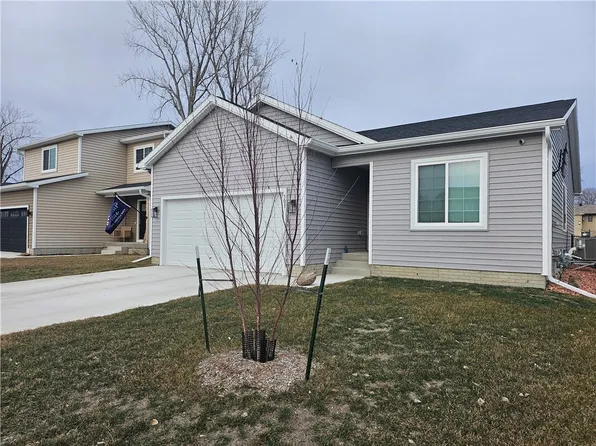 503 Ironwood Ave, Woodward, IA 50276