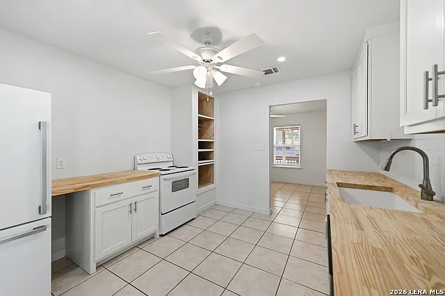 114 Karm St — Photo 16