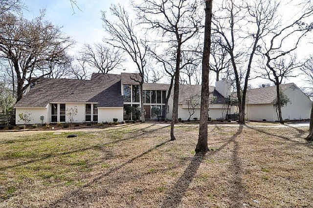 1st image of 5600 Wildwood Dr