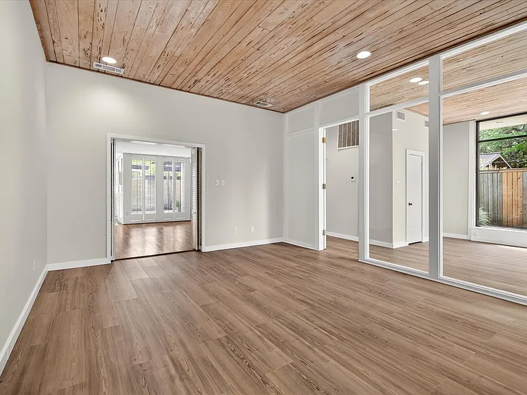 147 Valley Dr — Photo 26