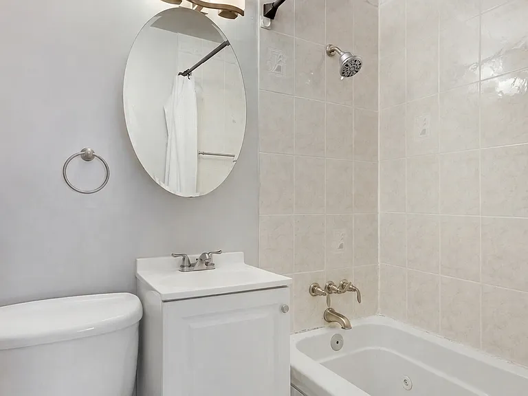 126 E 30th St #3C — Photo 6