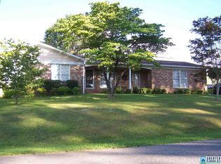 8 Grandview Dr, Oneonta, AL 35121